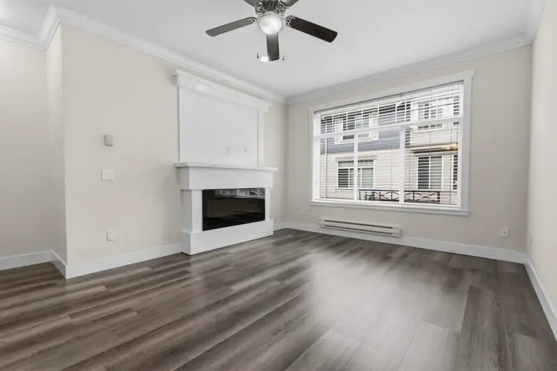90 15399 GUILDFORD DRIVE - photo 4 of 37