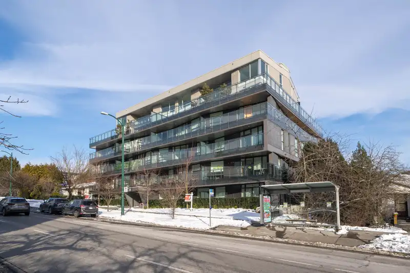 501 7638 CAMBIE STREET - photo 2 of 4