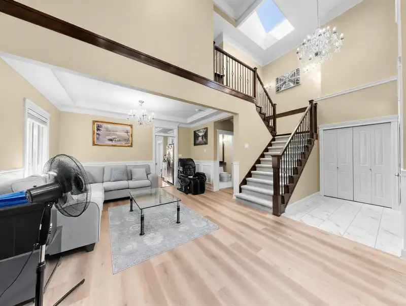 10300 WILLIAMS ROAD - photo 2 of 40