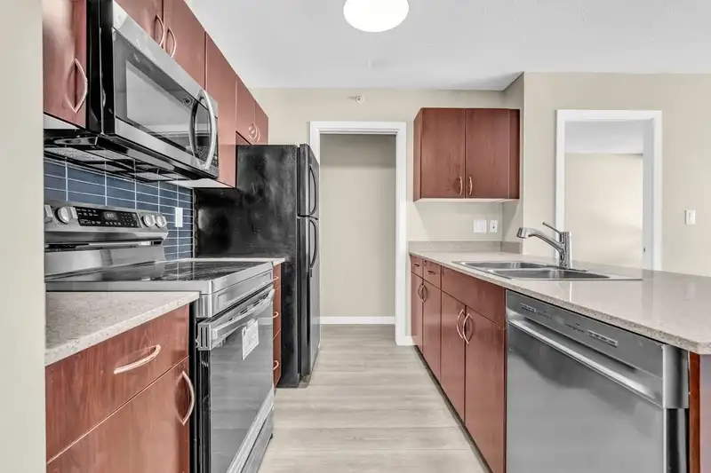 1008 933 HORNBY STREET - photo 2 of 29