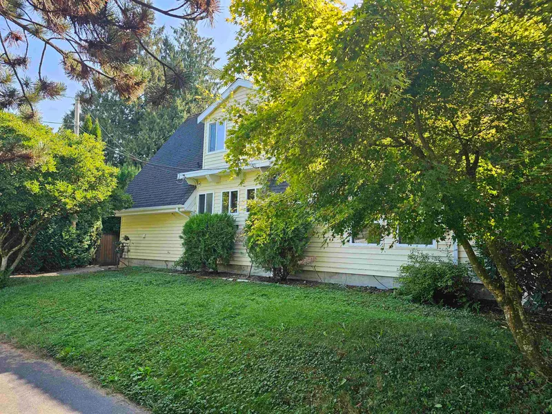 19850 48 AVENUE - photo 3 of 25