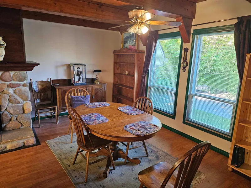 19850 48 AVENUE - photo 4 of 25