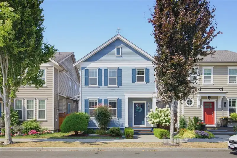 321 172A STREET - photo 1 of 29