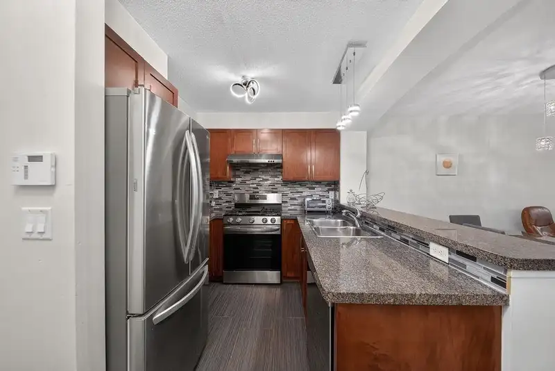 105 5740 TORONTO ROAD - photo 3 of 26