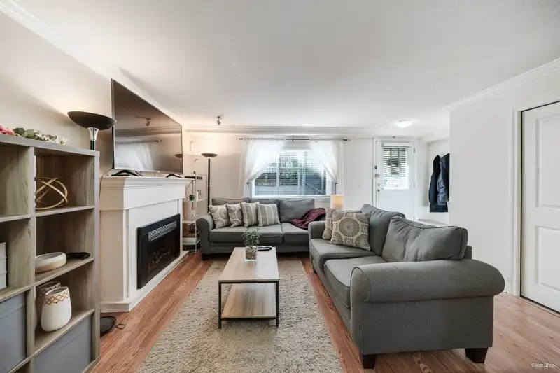 11 11255 132 STREET - photo 1 of 38