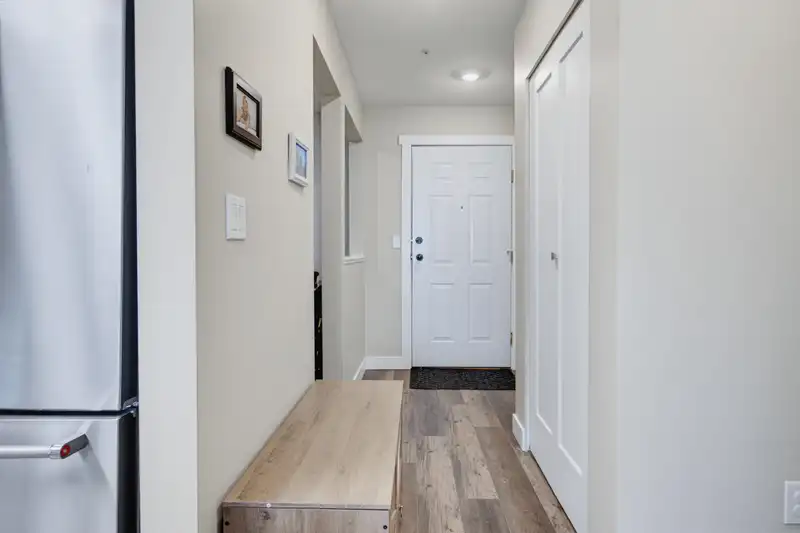 206 19131 FORD ROAD - photo 4 of 27