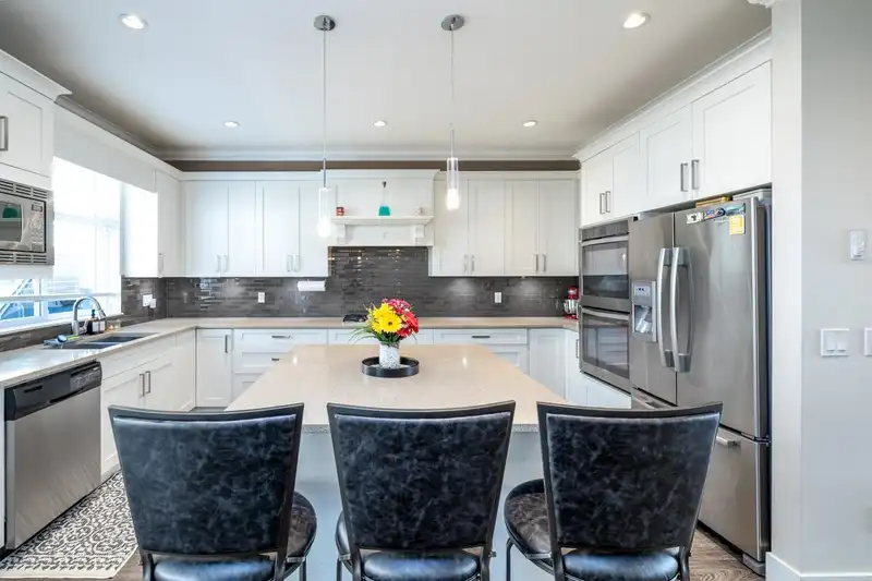 26 6588 195A STREET - photo 1 of 22