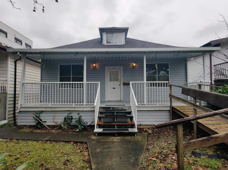 2612 DUKE STREET - photo 3 of 30