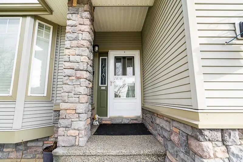 6348 186A STREET - photo 3 of 38