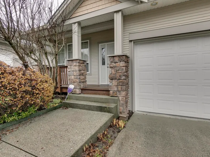 33833 FINDLAY COURT - photo 3 of 25