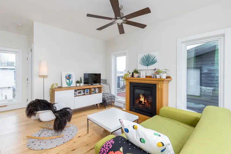 6W2 8191 RIVER ROAD - photo 4 of 25