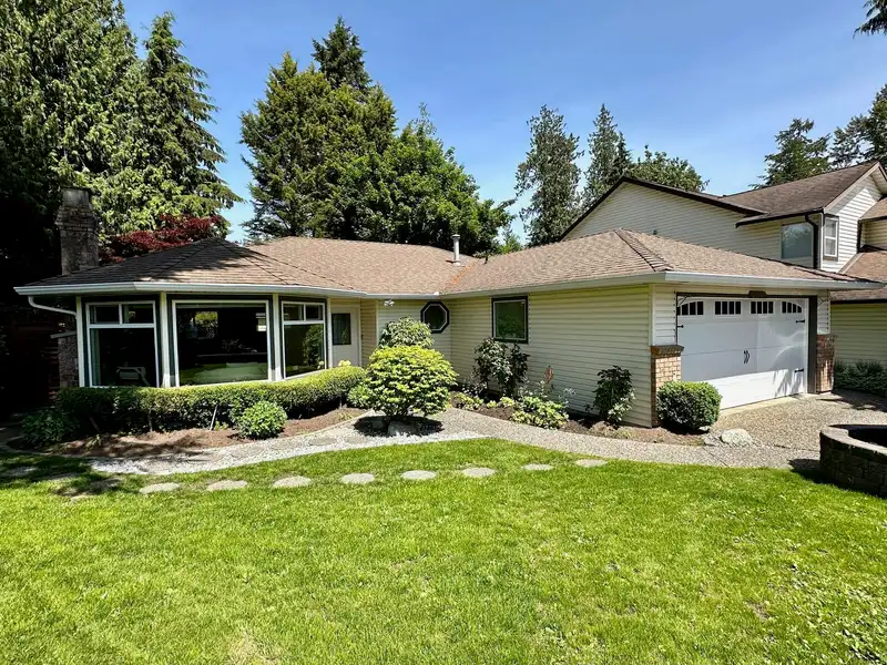 20807 93 AVENUE - photo 1 of 37