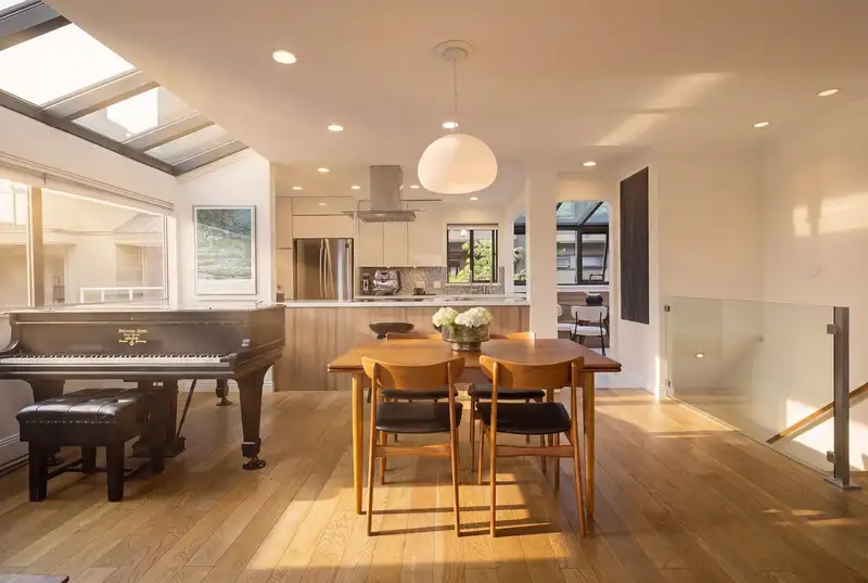 W4 1070 W 7TH AVENUE - photo 1 of 40