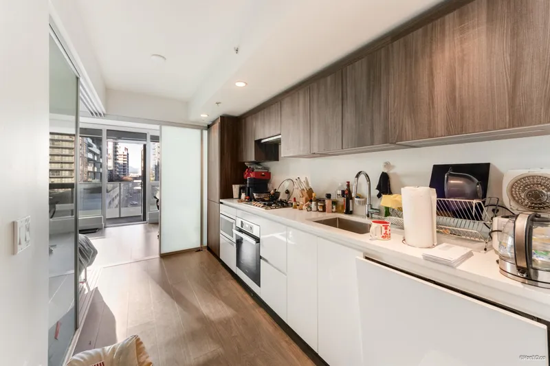 615 6328 NO. 3 ROAD - photo 2 of 25