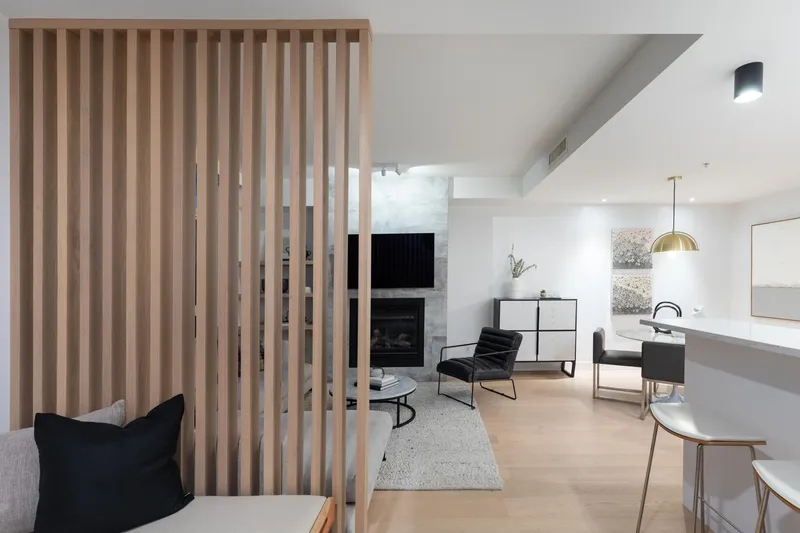 TH23 1281 W CORDOVA STREET - photo 4 of 25