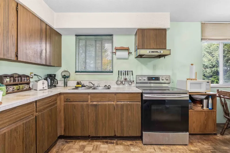 26541 29 AVENUE - photo 3 of 19