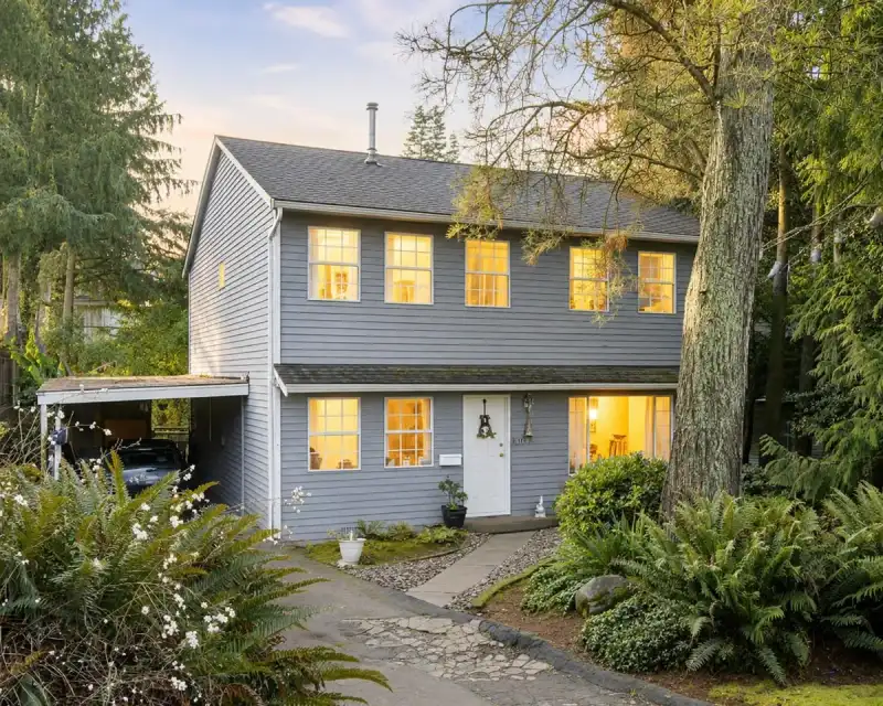 12680 16 AVENUE - photo 1 of 35