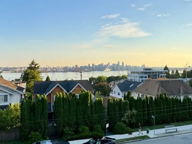 309 422 E 3RD STREET - photo 1 of 12