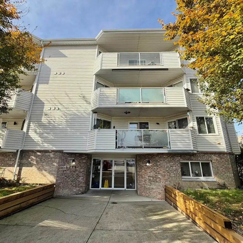 104 11963 223 STREET - photo 2 of 28