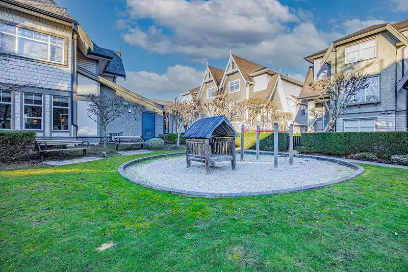 102 7288 HEATHER STREET - photo 4 of 25