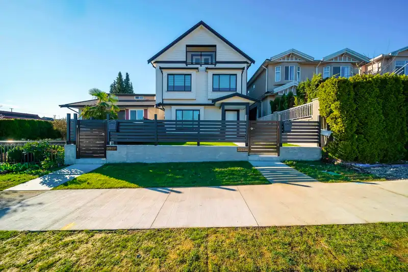 2858 E 4TH AVENUE - photo 1 of 28