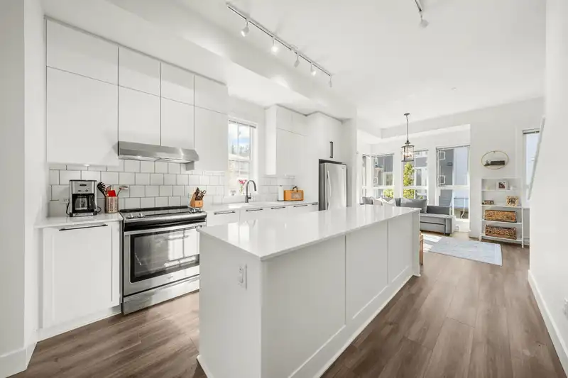 39 4656 ORCA WAY - photo 2 of 22