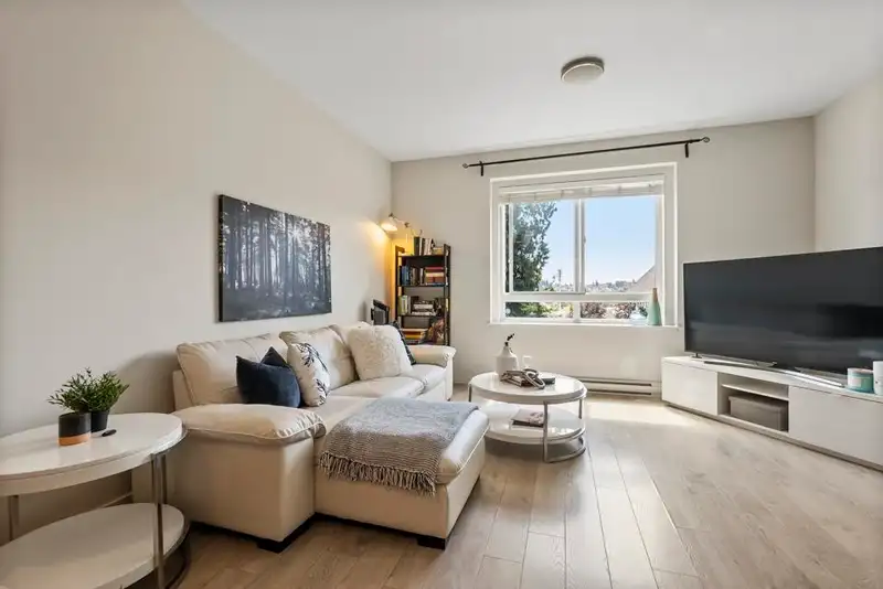 14 14555 68 AVENUE - photo 4 of 38