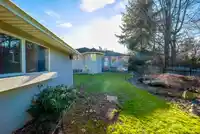 4837 8A AVENUE - thumbnail 38