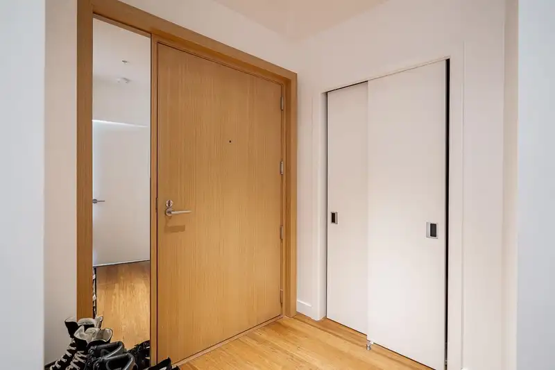 4805 777 RICHARDS STREET - photo 4 of 40
