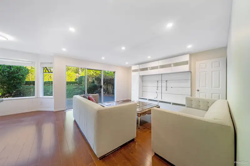 1072 CLEMENTS AVENUE - photo 4 of 37