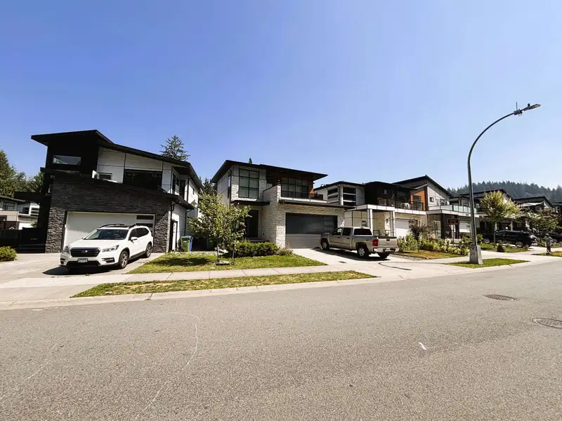 36697 DIANNE BROOK AVENUE - photo 1 of 35