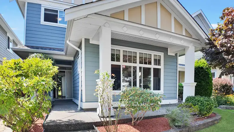 12293 BUCHANAN STREET - photo 2 of 29
