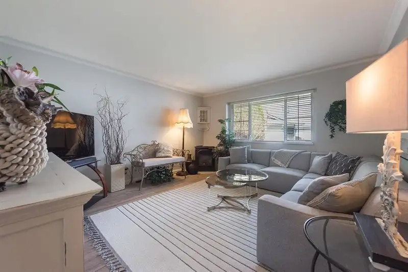 5257 197 STREET - photo 2 of 40