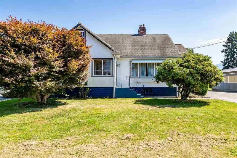 9622 HAZEL STREET - photo 2 of 27