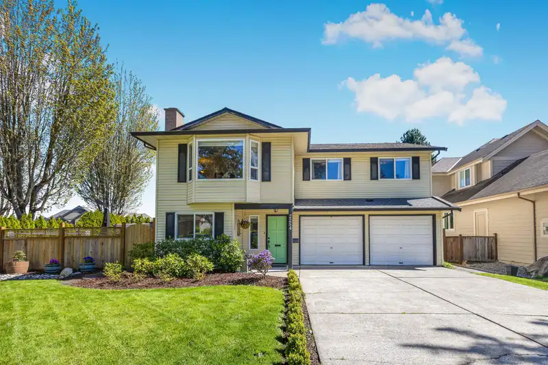 2254 154A STREET - photo 1 of 40