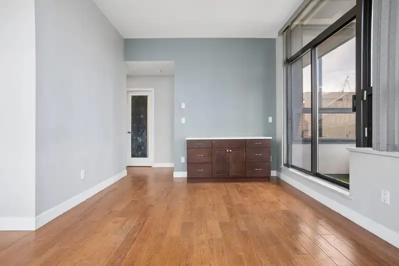 701 1010 HOWE STREET - photo 4 of 27