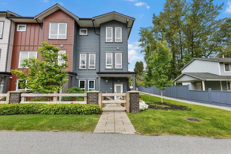46 11851 232 STREET - photo 2 of 29