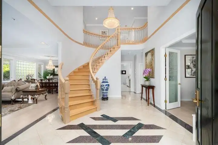 1268 W 39TH AVENUE - photo 2 of 38