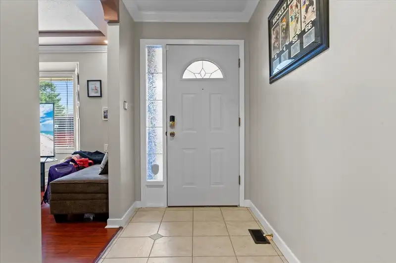 6279 SILVERTHORNE ROAD - photo 4 of 26