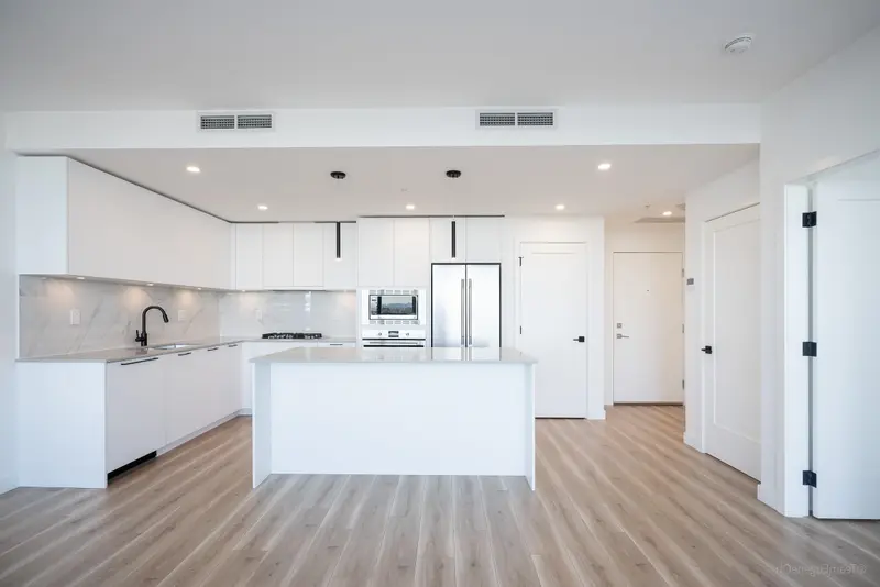 1804 20065 85 AVENUE - photo 2 of 22