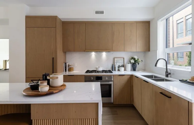 807 W 38TH AVENUE - photo 3 of 11