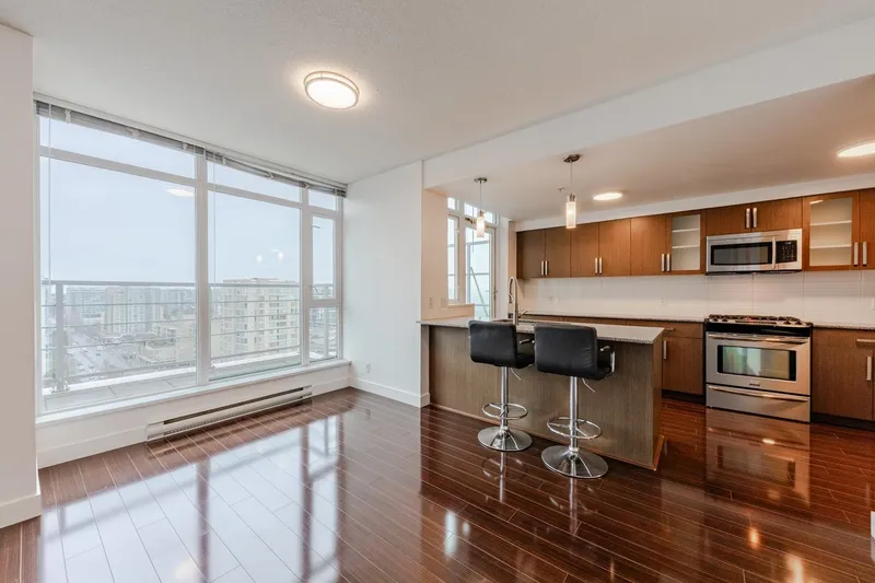 1801 8068 WESTMINSTER HIGHWAY - photo 2 of 25