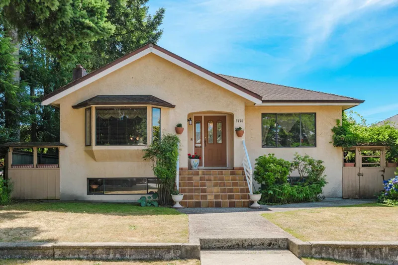 3778 TRIUMPH STREET - photo 1 of 22