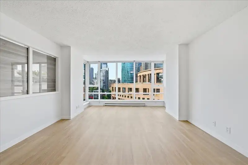 1605 788 HAMILTON STREET - photo 2 of 38