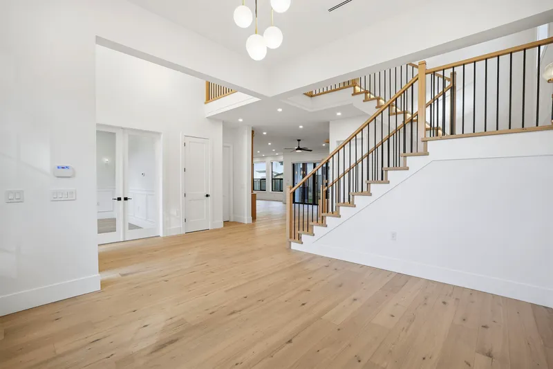 2710 202 STREET - photo 4 of 25