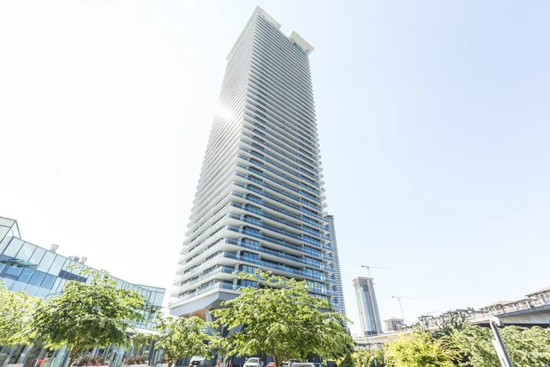 2005 4720 LOUGHEED HIGHWAY - photo 1 of 17