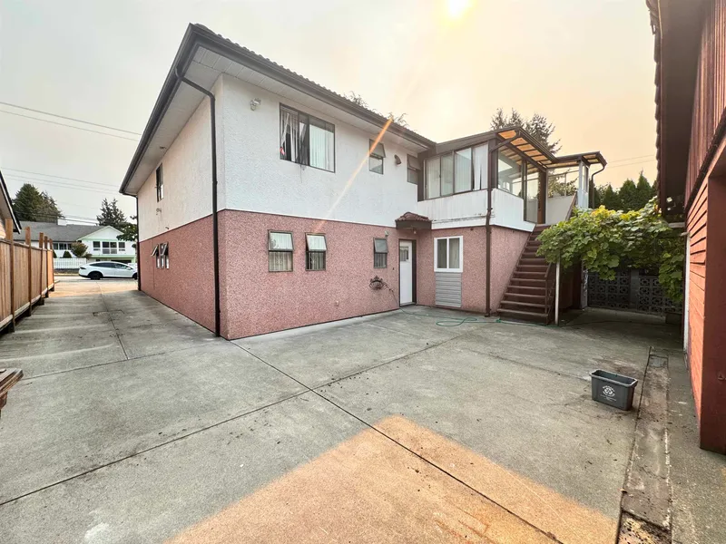 7295 SUSSEX AVENUE - photo 3 of 6