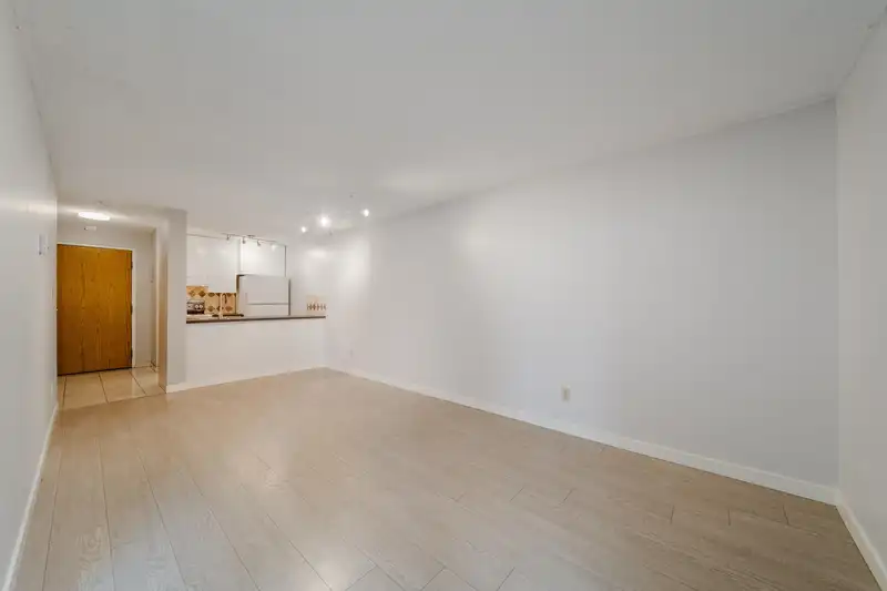 311 1040 PACIFIC STREET - photo 2 of 23