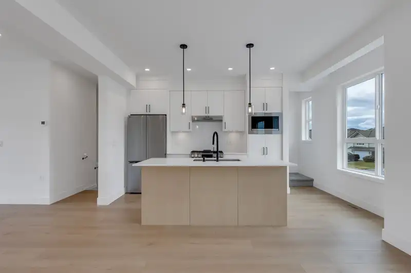 22 30501 ROBIN DRIVE - photo 1 of 24