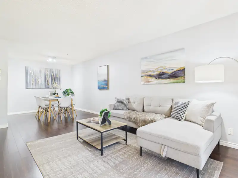 220 8411 ACKROYD - photo 4 of 27